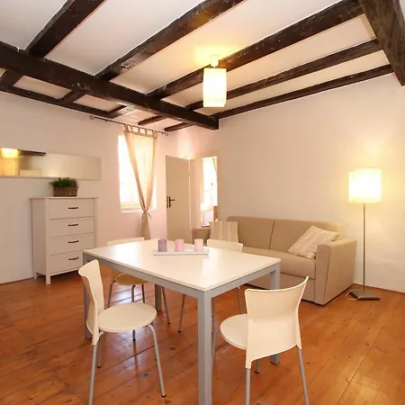 Biancorosa Apartment