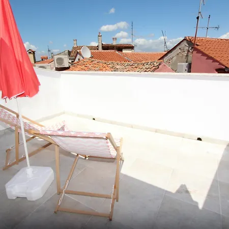 Biancorosa Apartment *